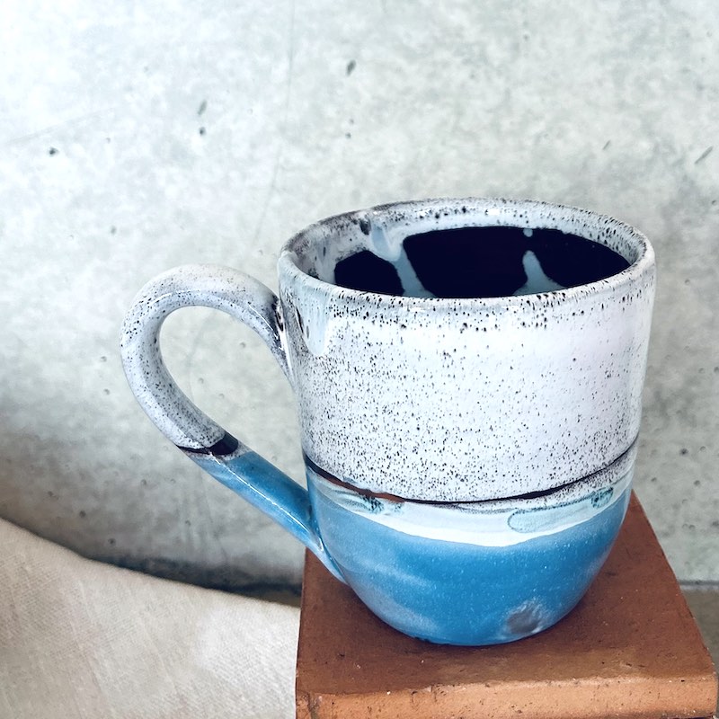 tasse haute en céramique fabriquée en France à la main